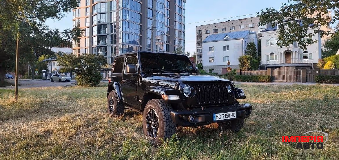 Jeep Wrangler - фото 1