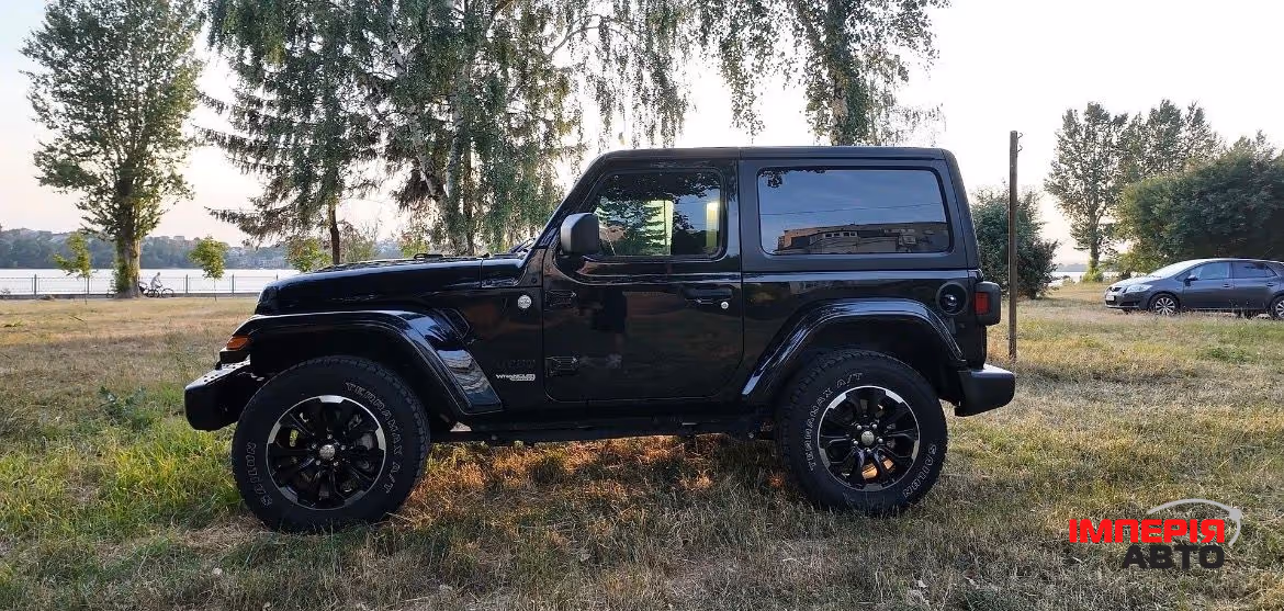 Jeep Wrangler - фото 2