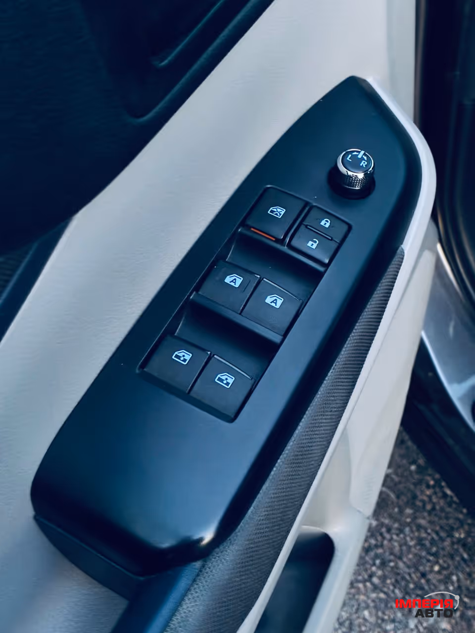 Toyota Highlander - фото 24