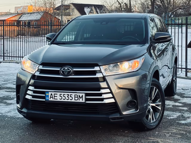 Toyota Highlander - зображення 1