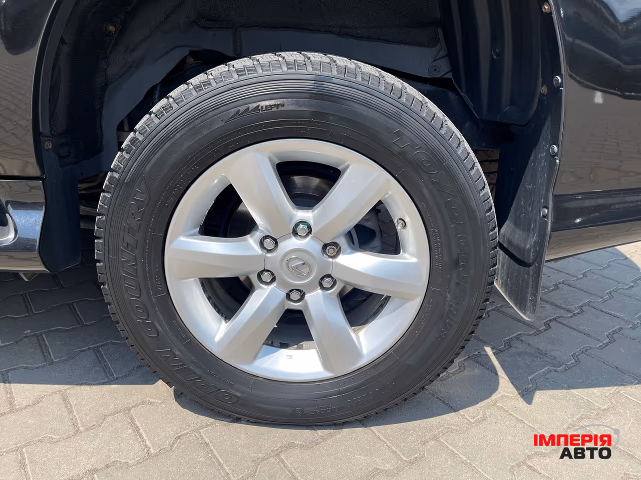 Lexus GX - фото 8