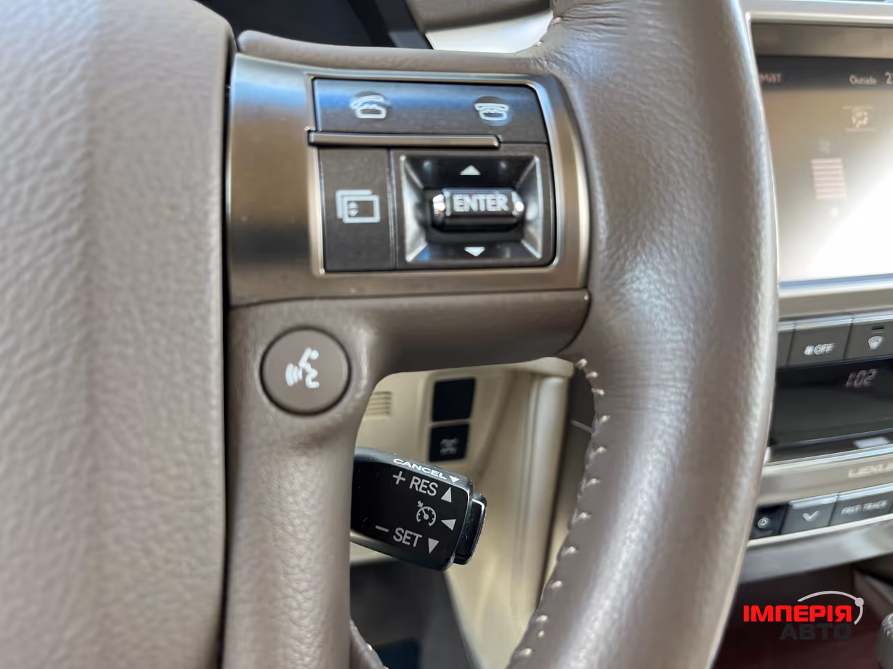 Lexus GX - фото 20