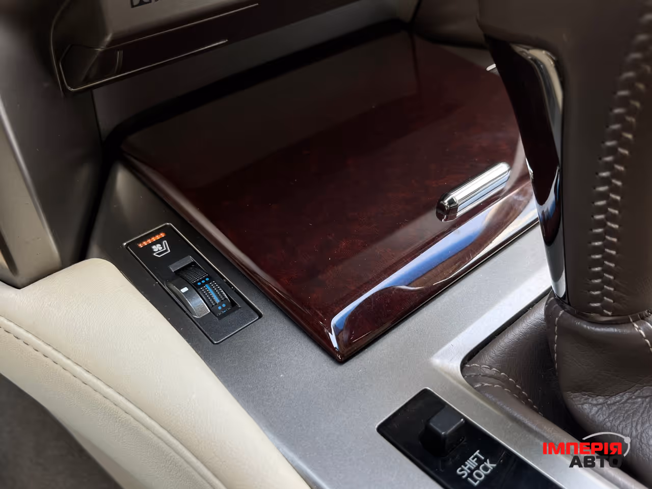 Lexus GX - фото 26