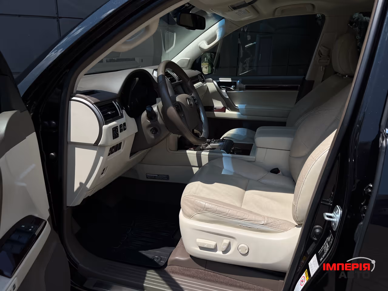 Lexus GX - фото 12
