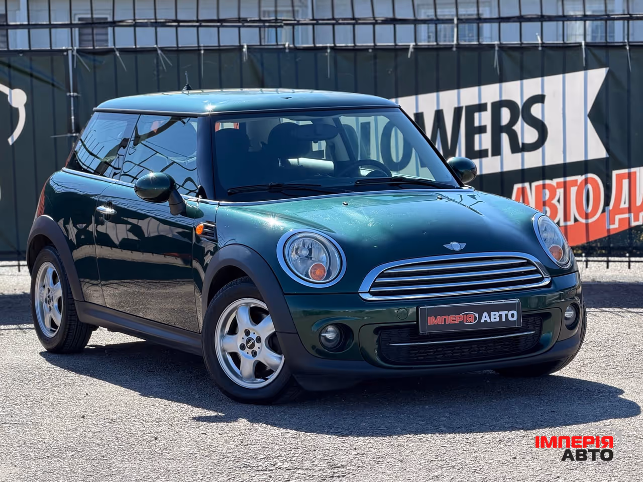 Mini Hatch - фото 2