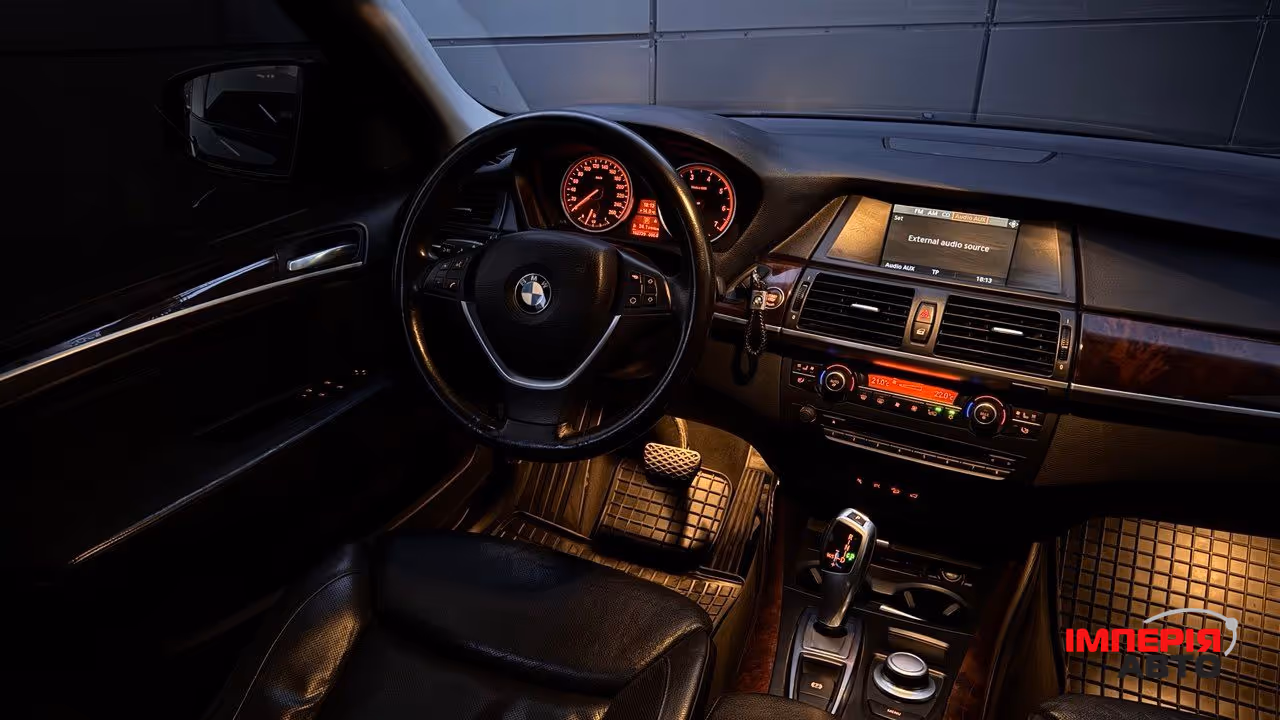 BMW X5 - фото 27