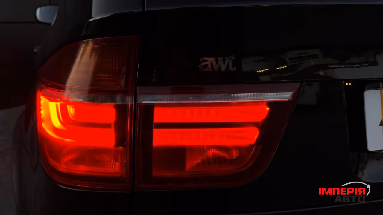 BMW X5 - фото 9