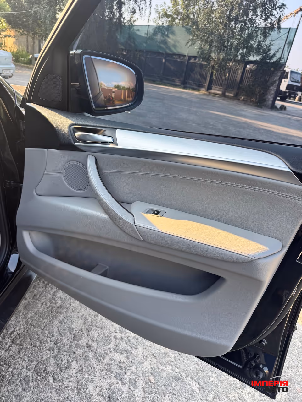 BMW X5 - фото 15