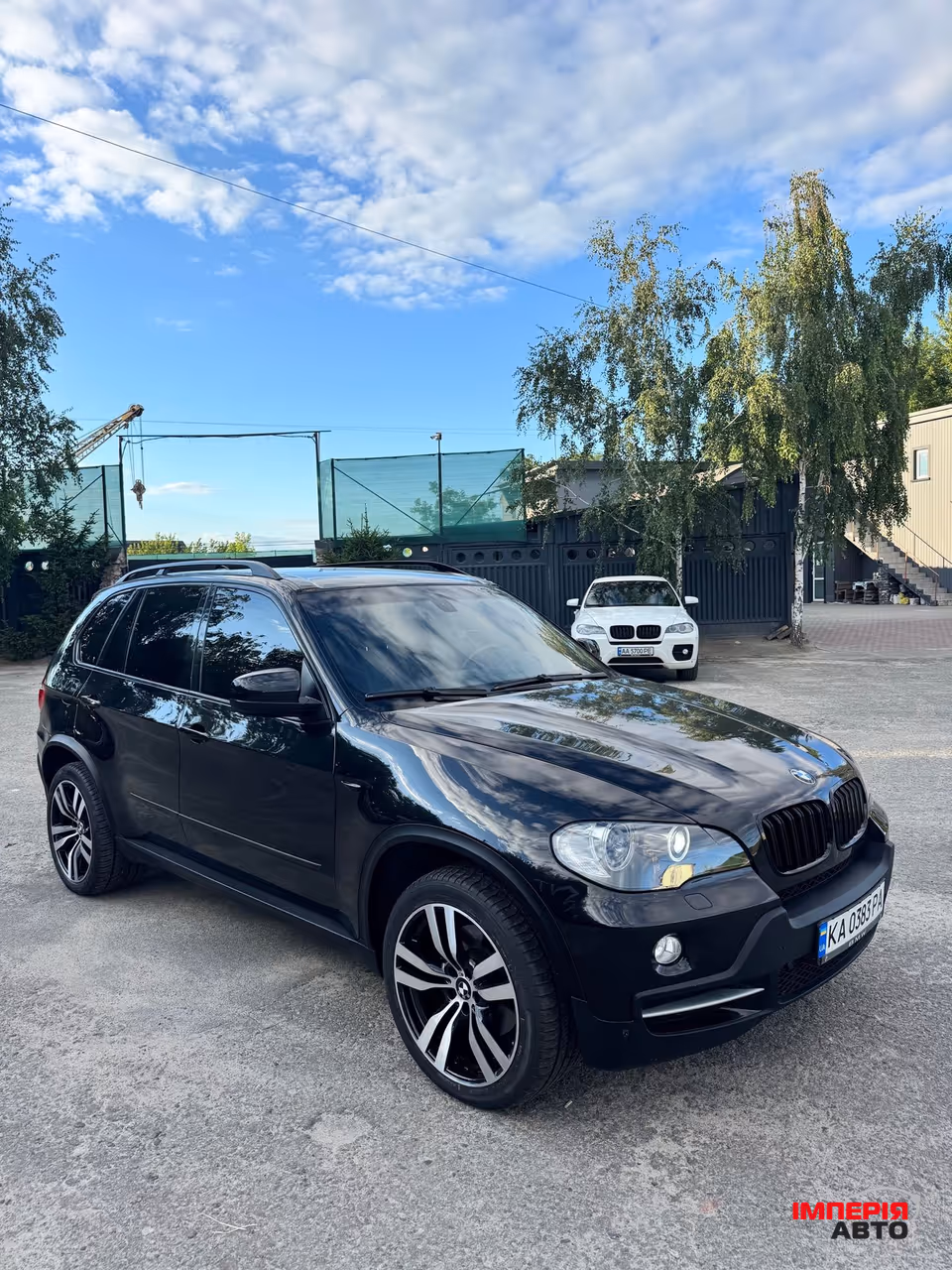 BMW X5 - фото 1