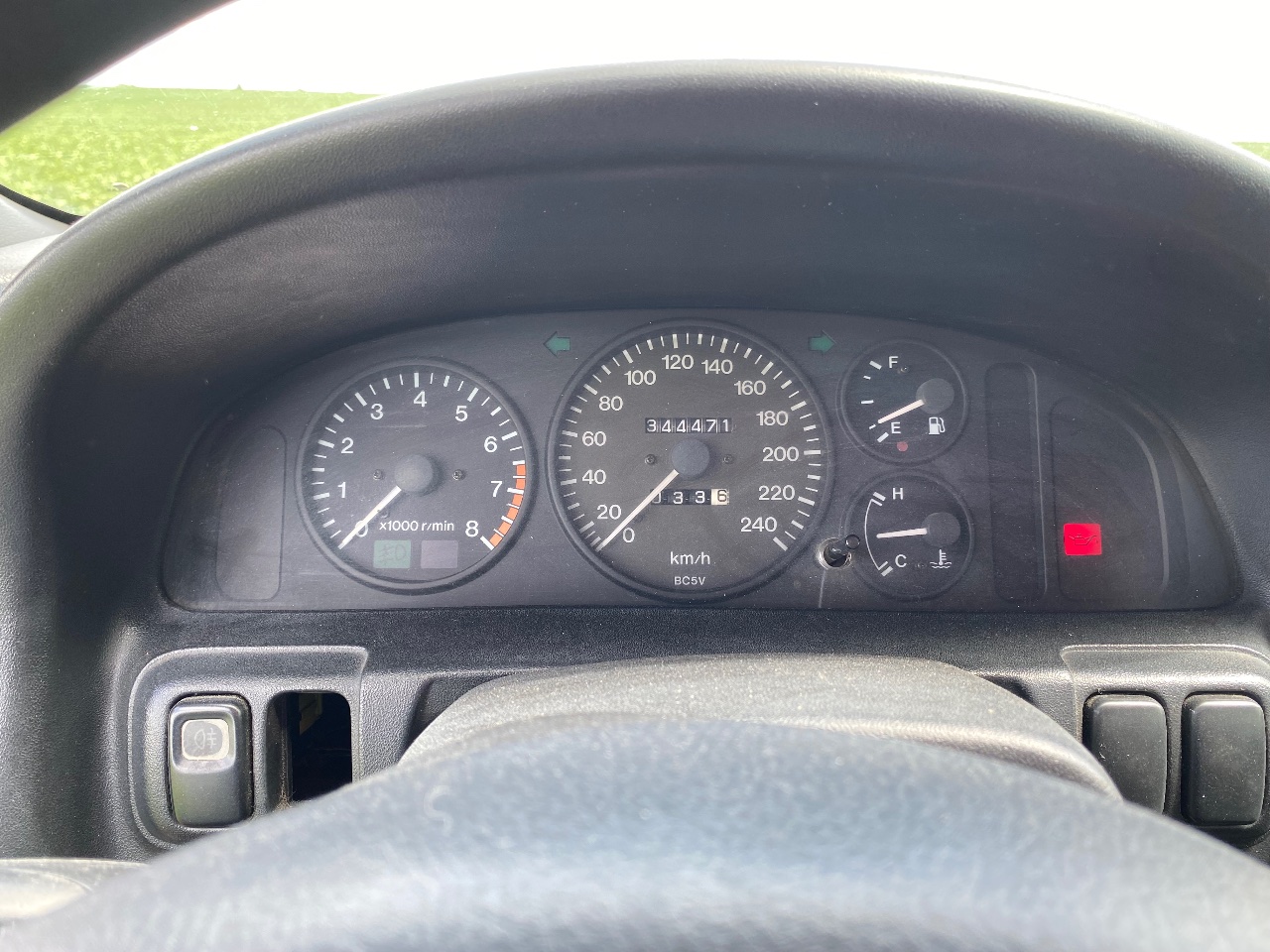 Mazda 323 - фото 11