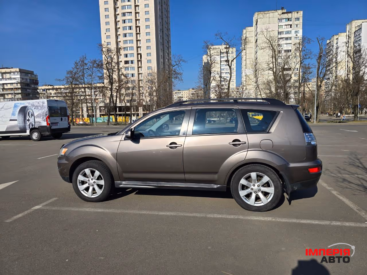 Mitsubishi Outlander - фото 17