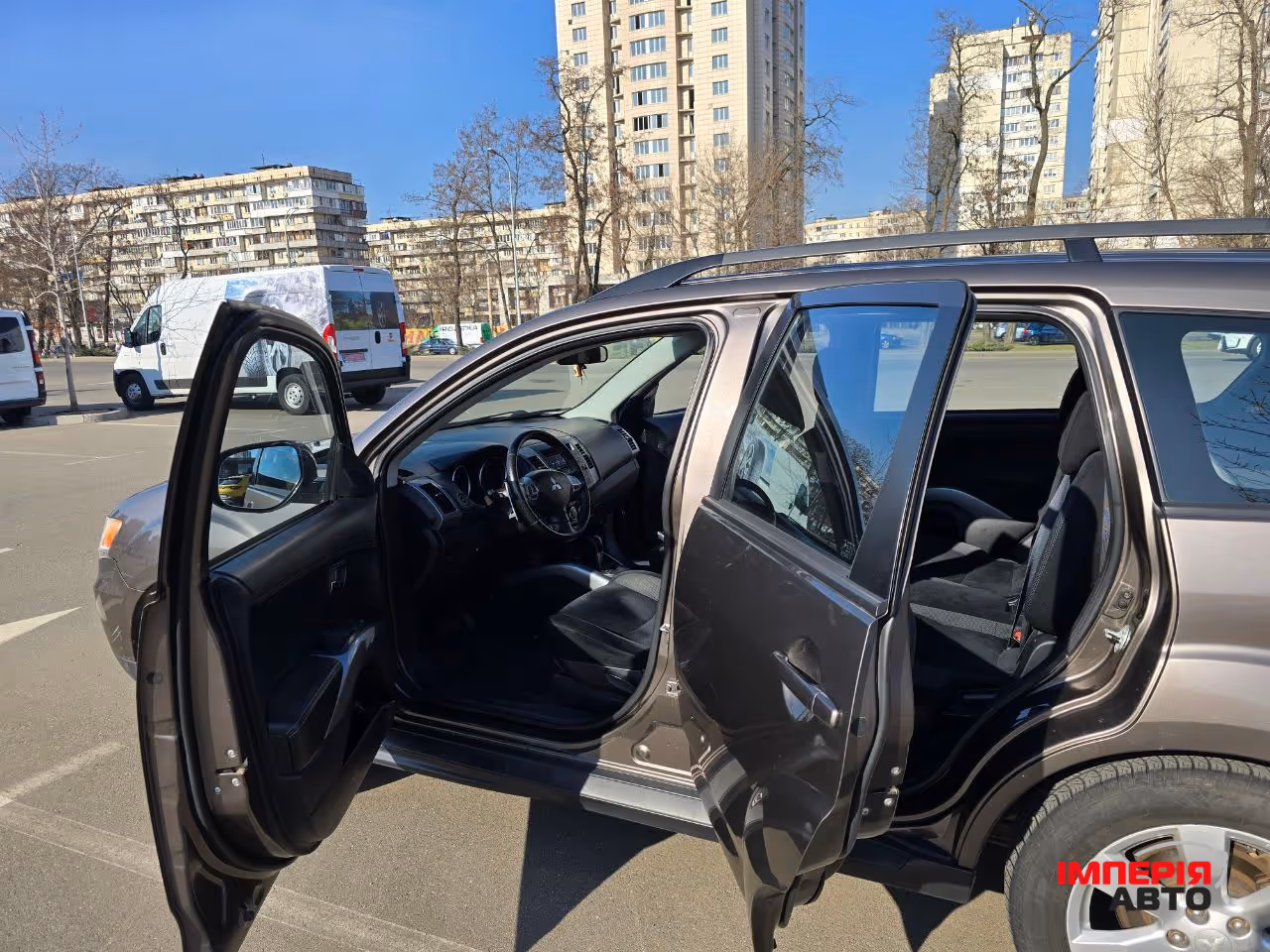Mitsubishi Outlander - фото 13