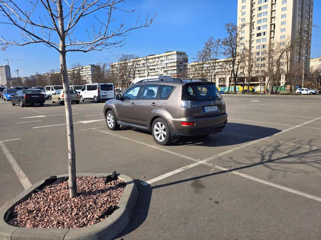 Mitsubishi Outlander - зображення 3