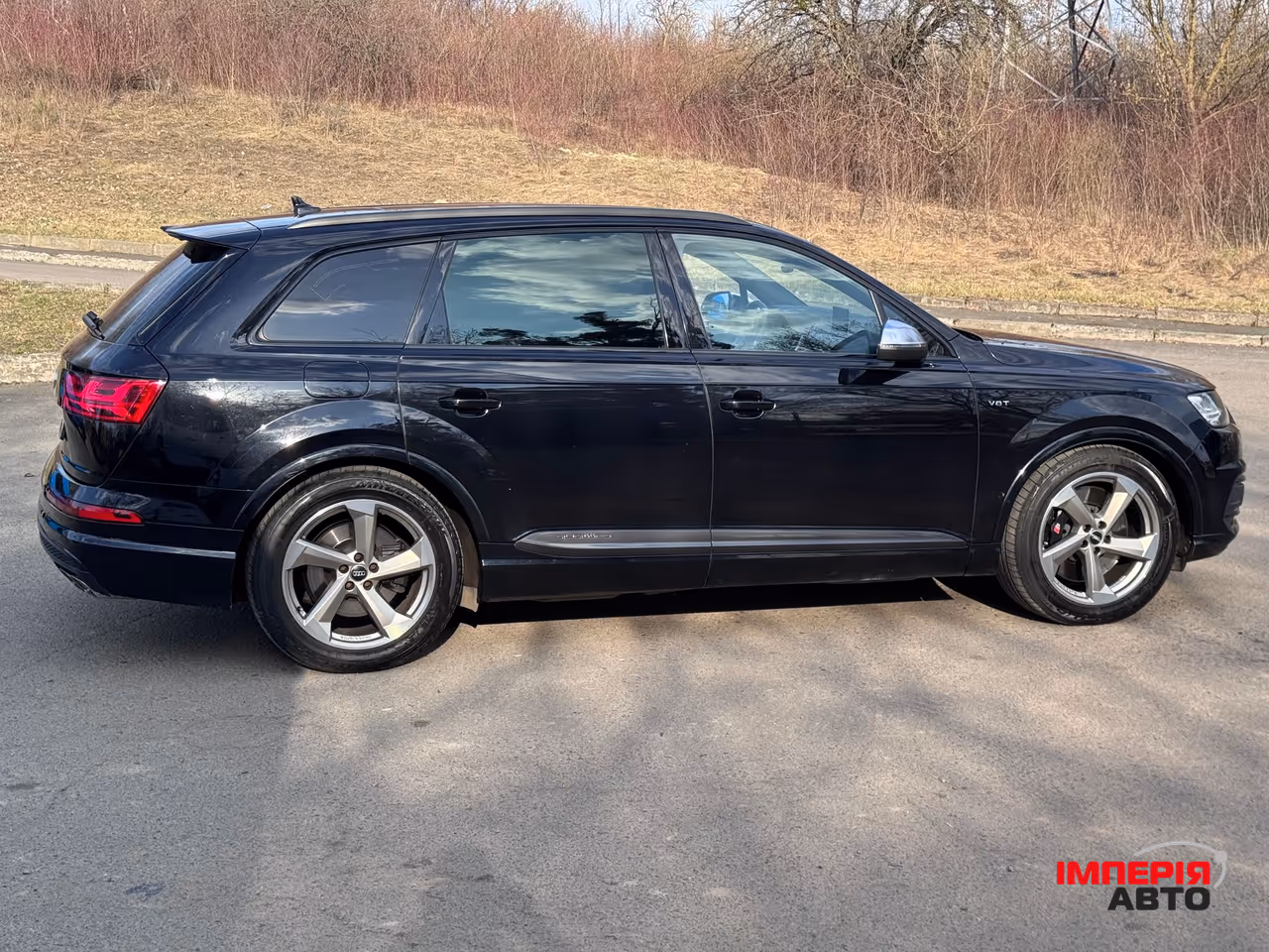 Audi SQ7 - фото 5