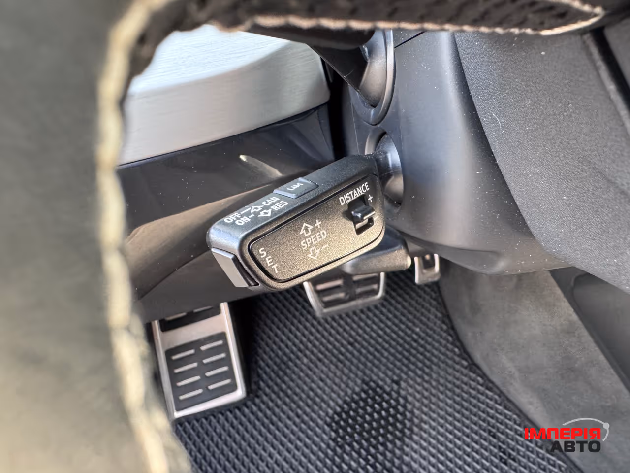 Audi SQ7 - фото 19