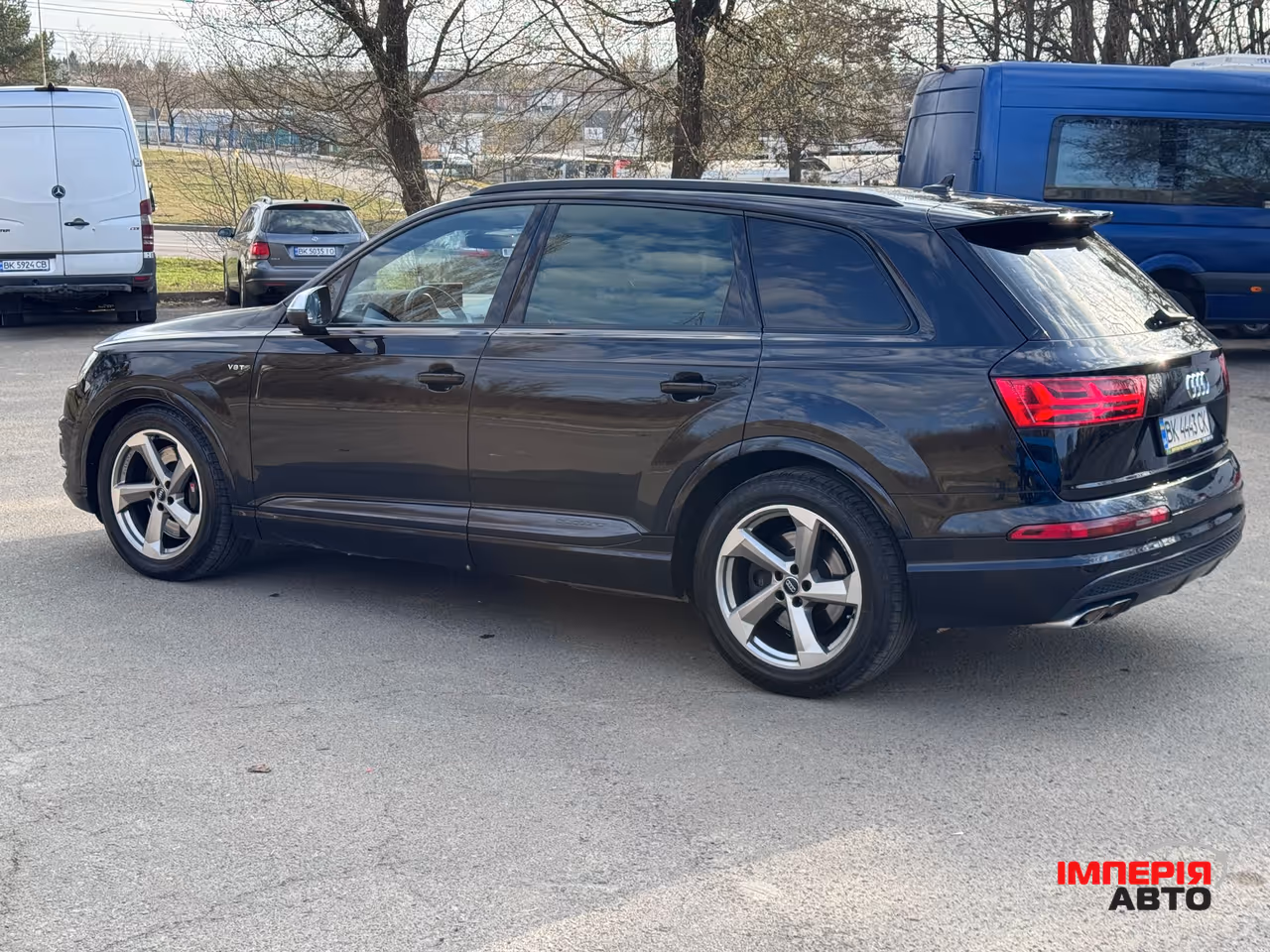 Audi SQ7 - фото 9