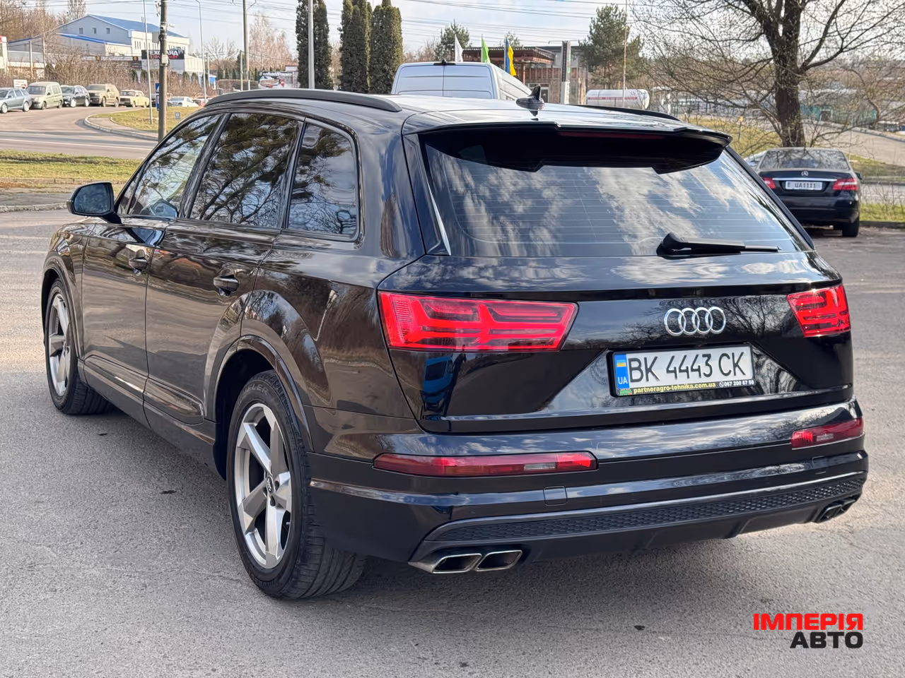 Audi SQ7 - фото 8
