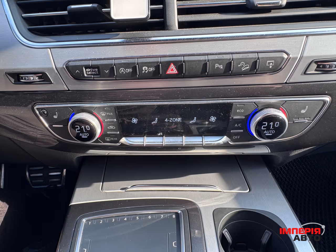 Audi SQ7 - фото 21