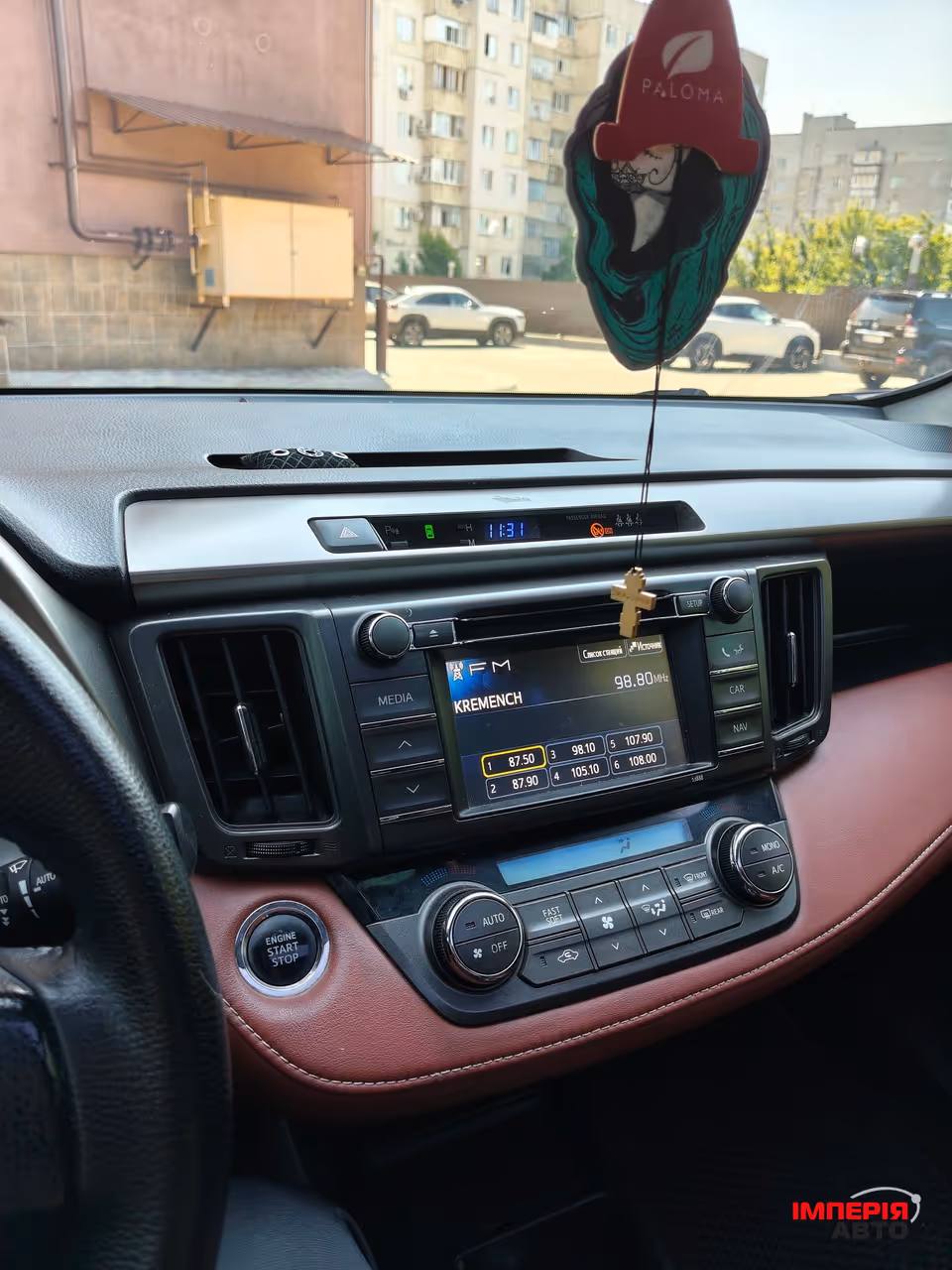 Toyota RAV4 - фото 5