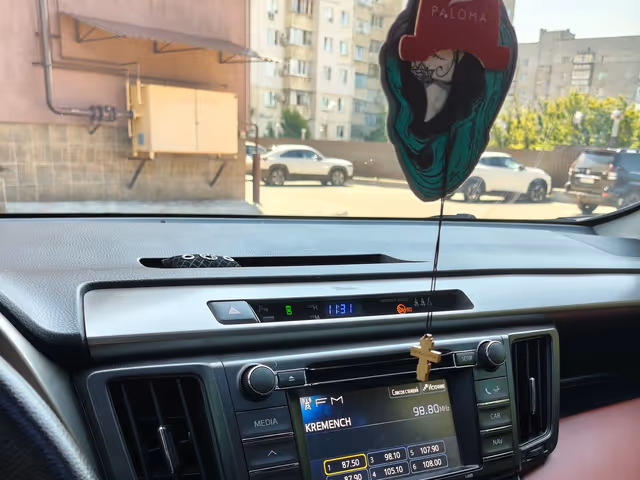 Toyota RAV4 - зображення 5