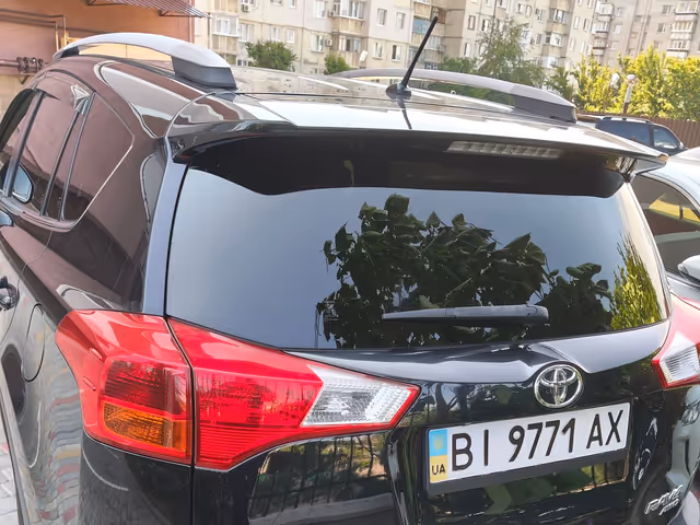 Toyota RAV4 - зображення 2