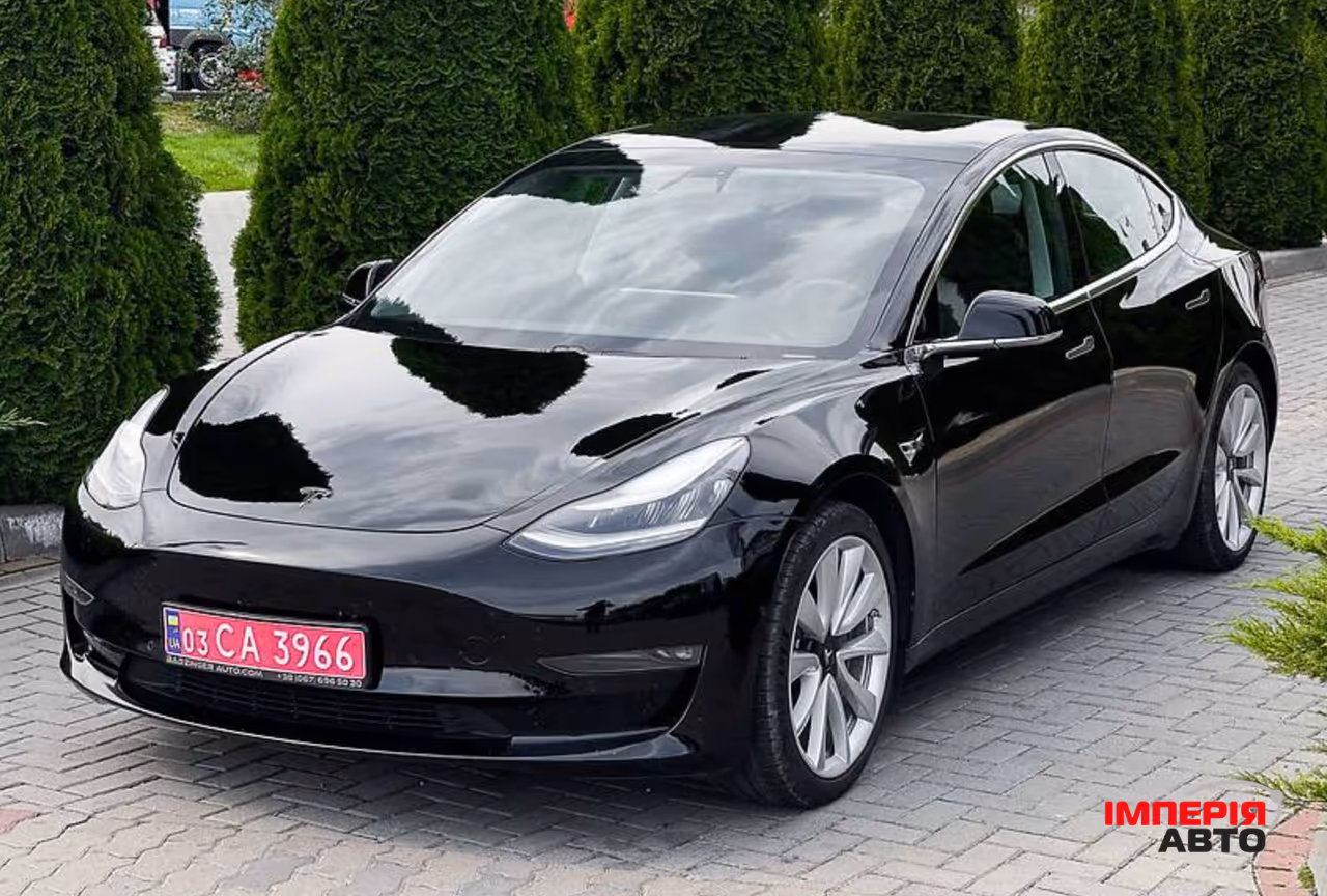 Tesla Model 3 - фото 3