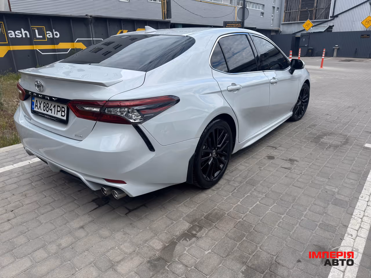 Toyota Camry - фото 4