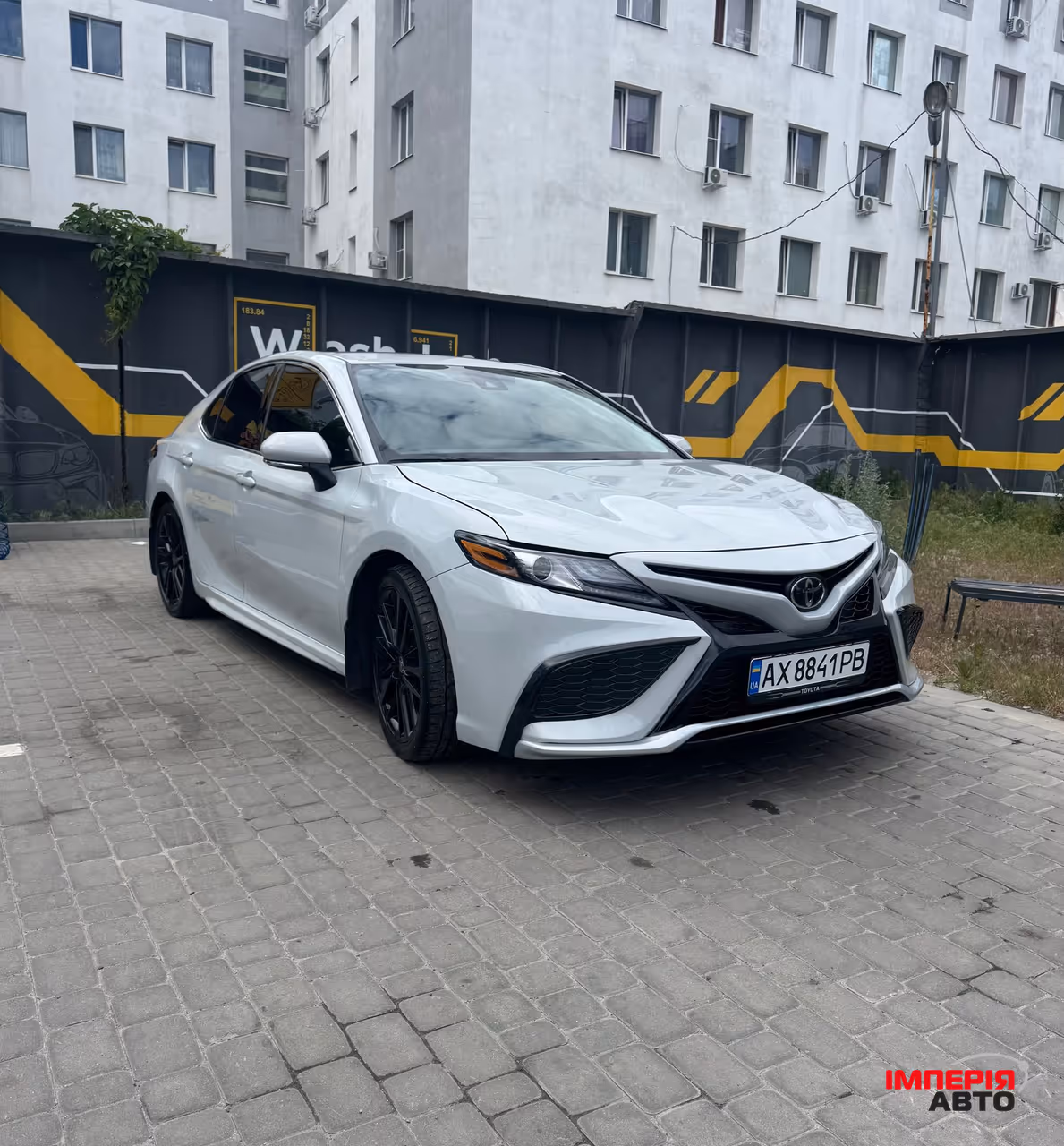 Toyota Camry - фото 2