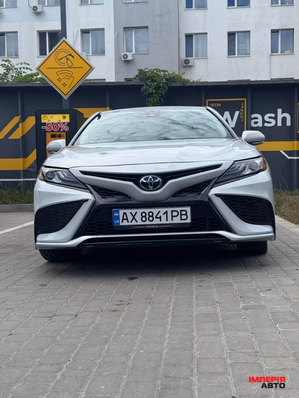 Toyota Camry - фото 3