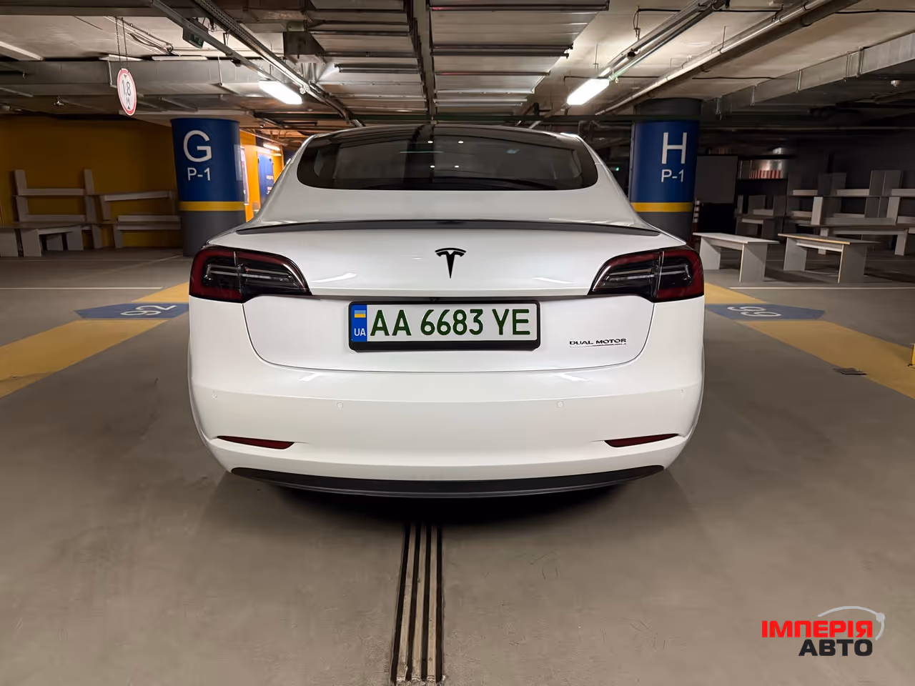 Tesla Model 3 - фото 5