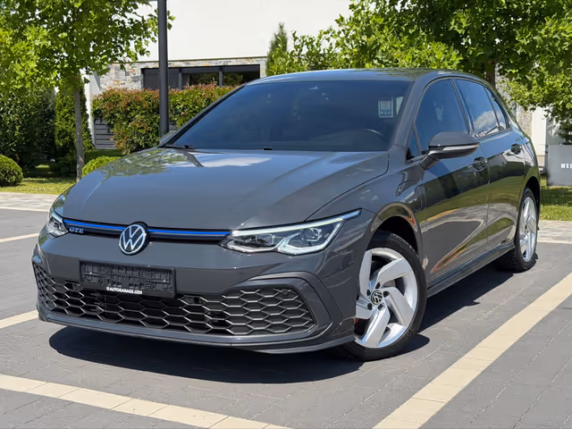 Volkswagen Golf - зображення 1