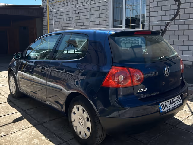 Volkswagen Golf - зображення 4