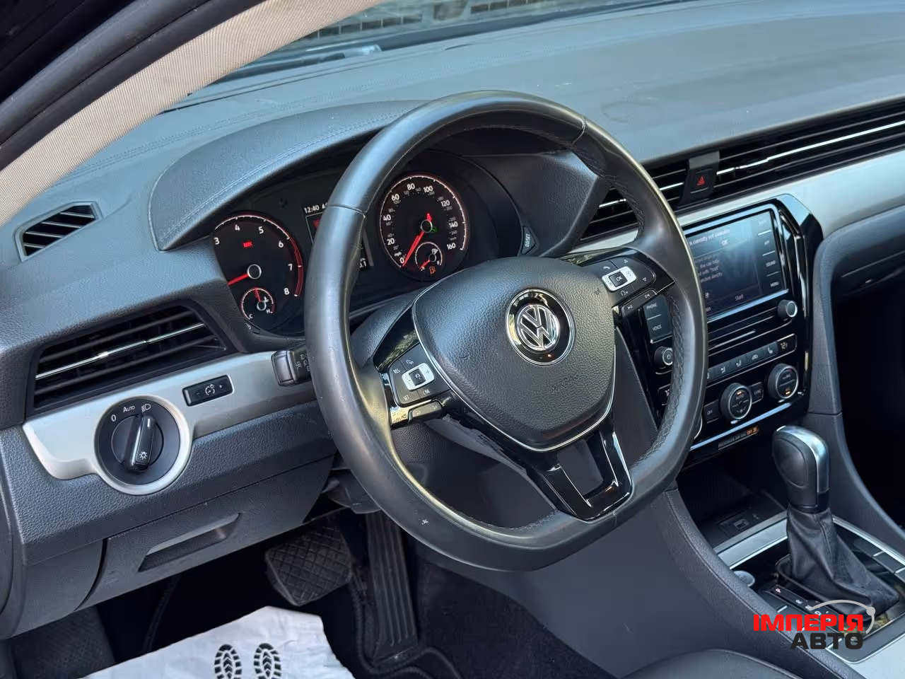 Volkswagen Passat - фото 17