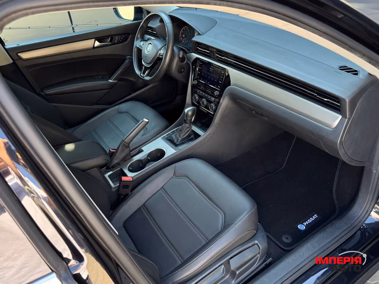 Volkswagen Passat - фото 30