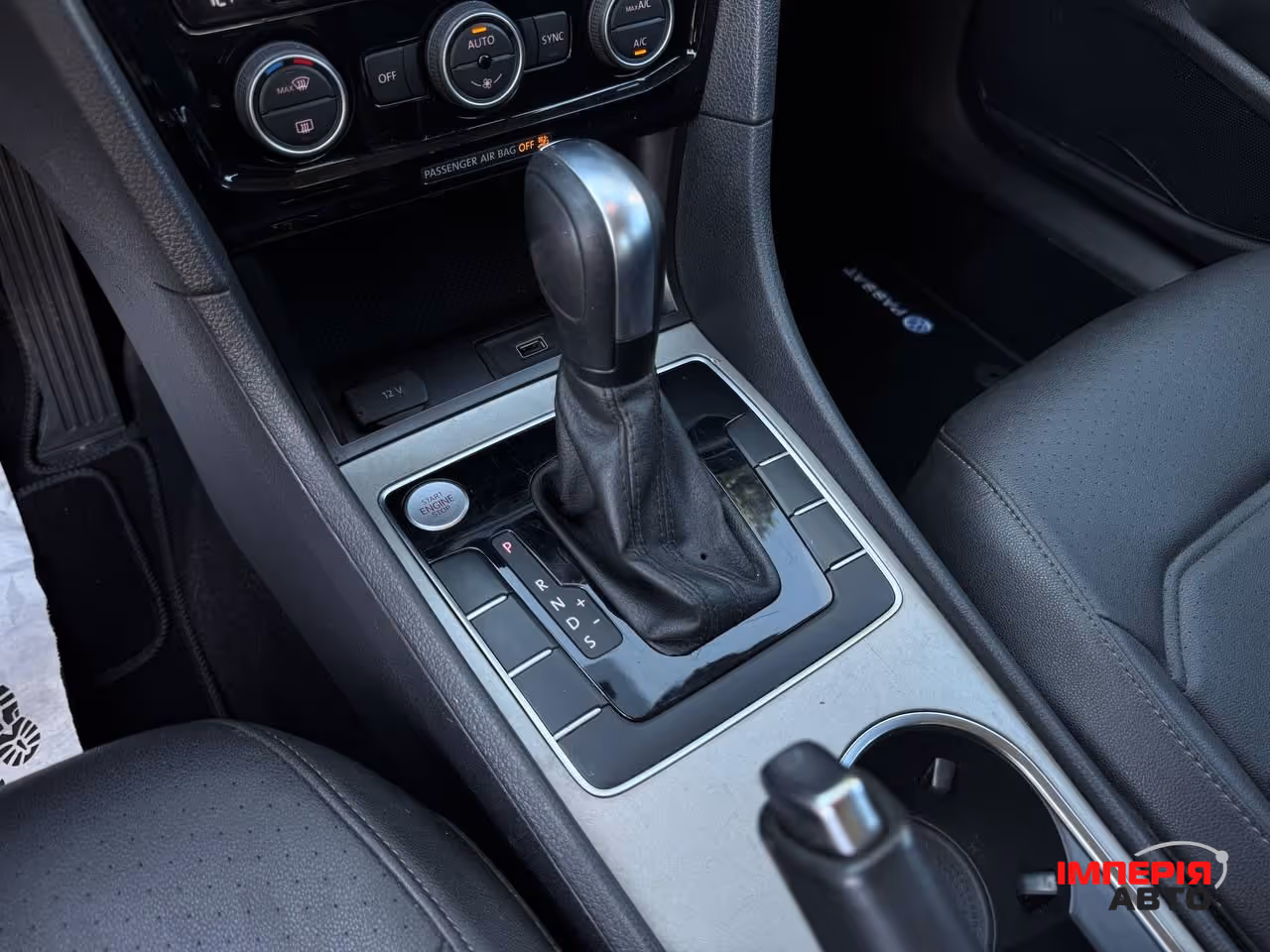 Volkswagen Passat - фото 34