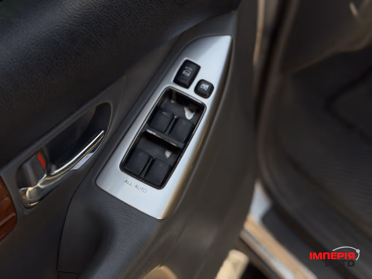 Toyota Land Cruiser Prado - фото 7