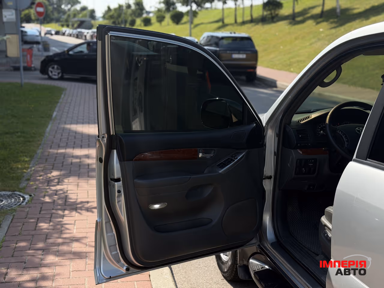 Toyota Land Cruiser Prado - фото 9