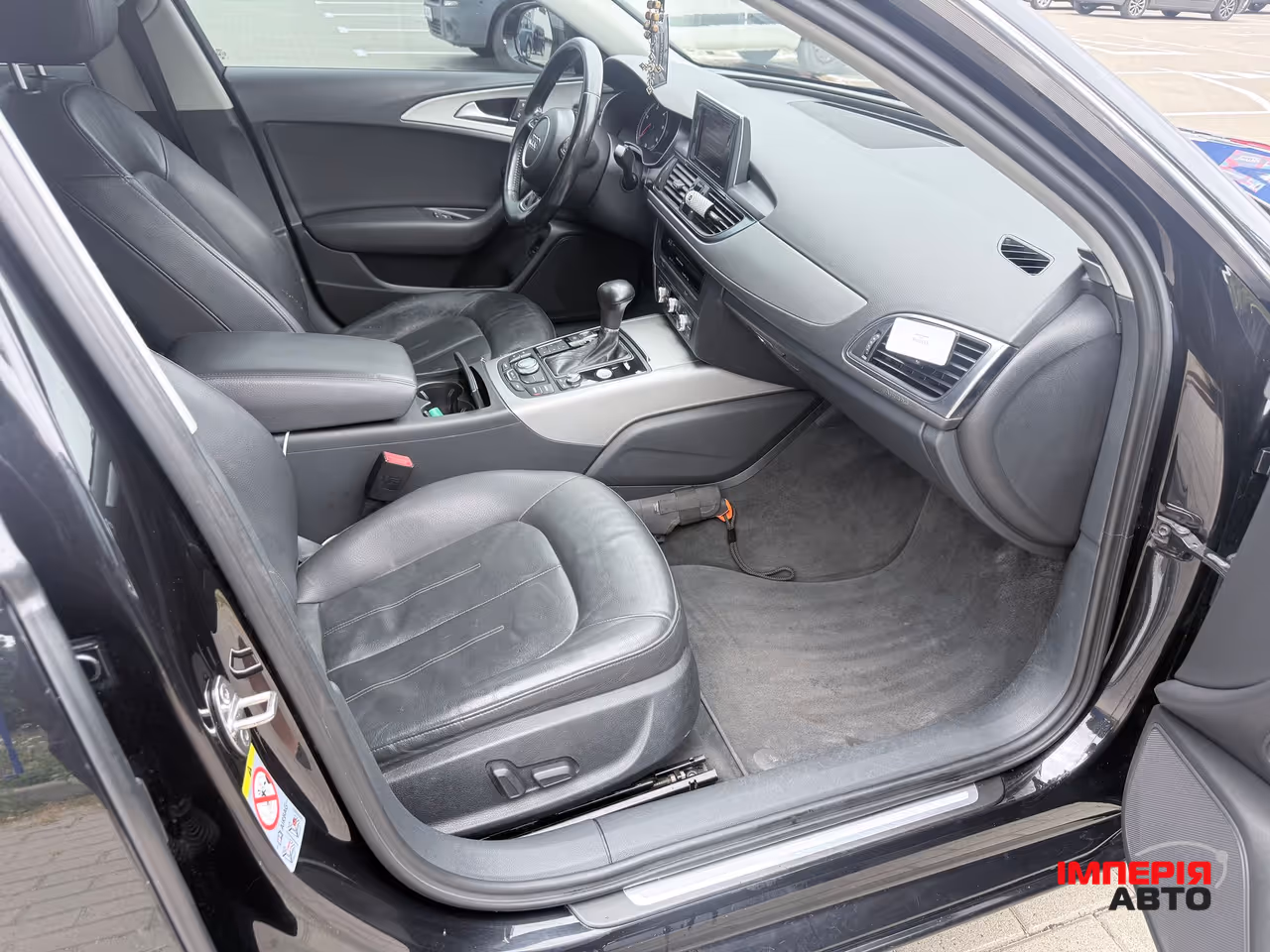 Audi A6 - фото 13