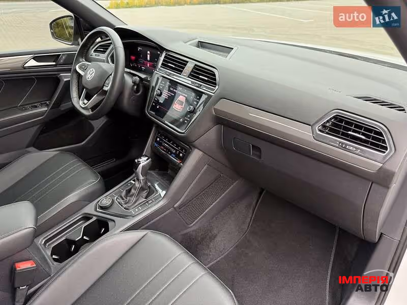 Volkswagen Tiguan - фото 17