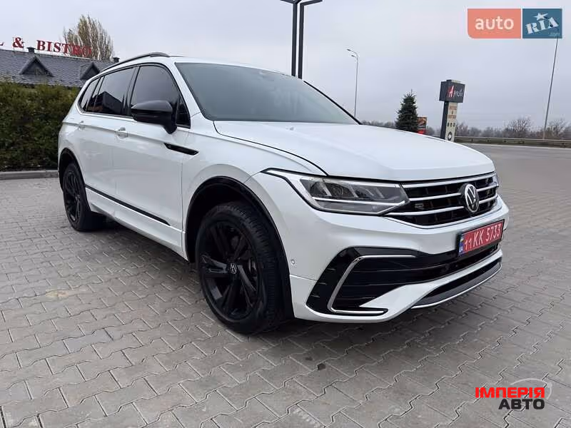 Volkswagen Tiguan - фото 2