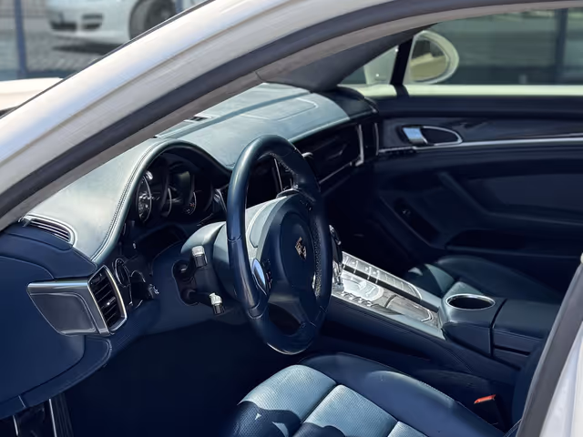 Porsche Panamera - зображення 3