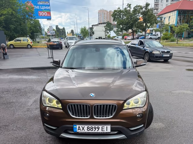 BMW X1 - зображення 1