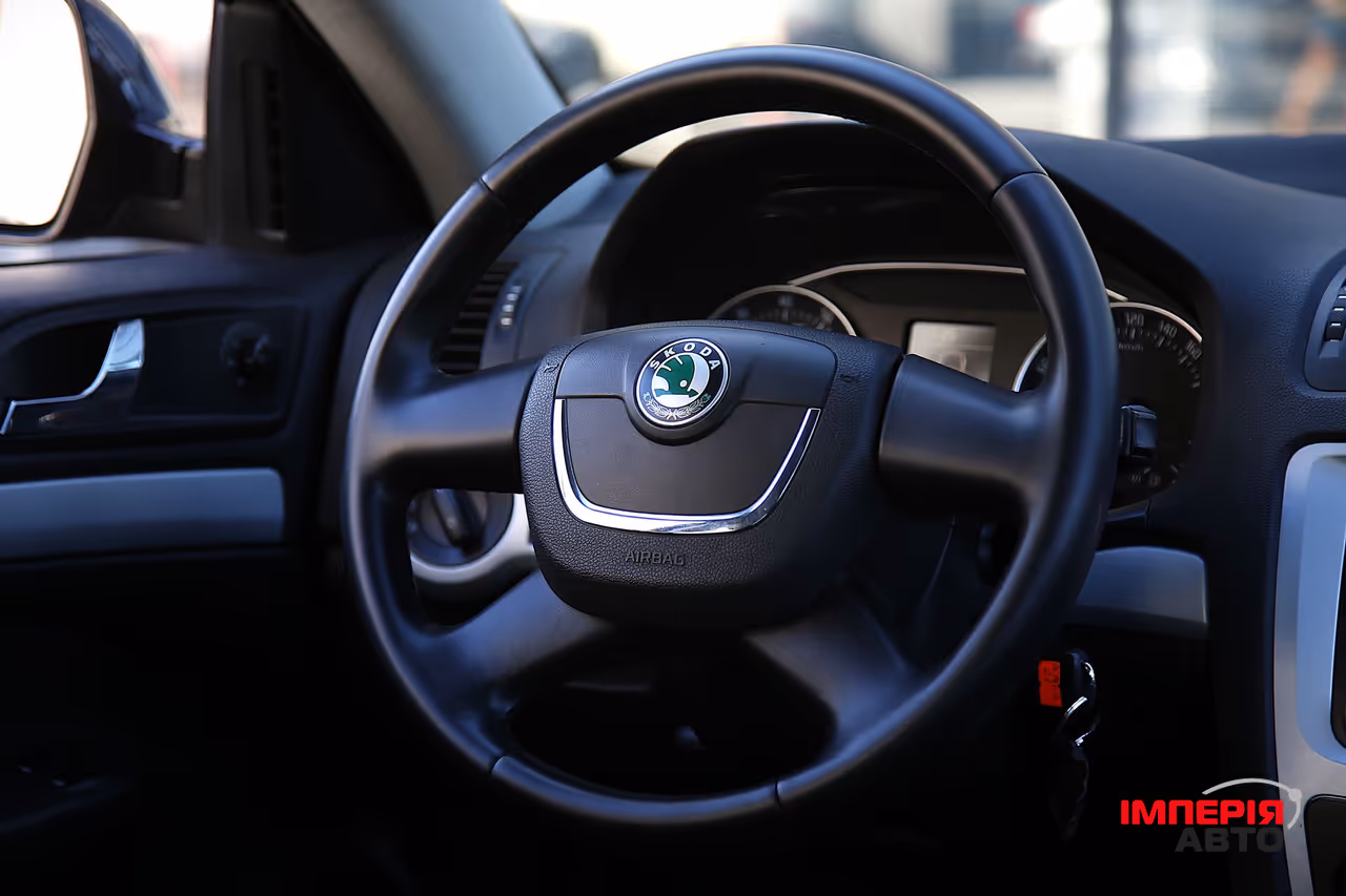 Skoda Octavia - фото 14