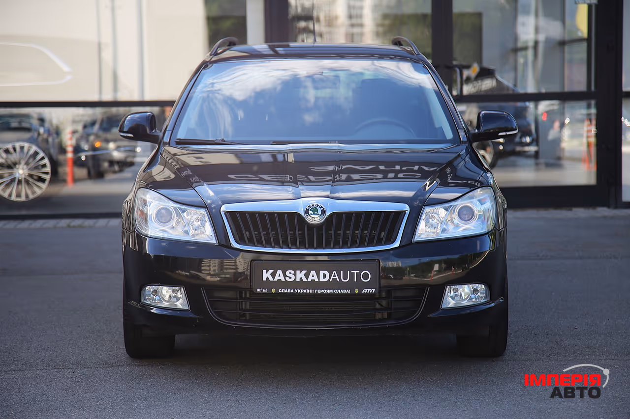Skoda Octavia - фото 2