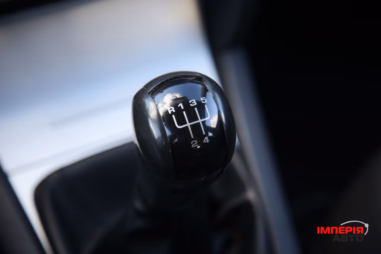 Skoda Octavia - фото 18