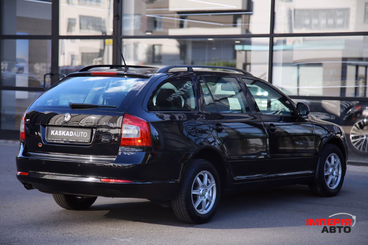 Skoda Octavia - фото 6