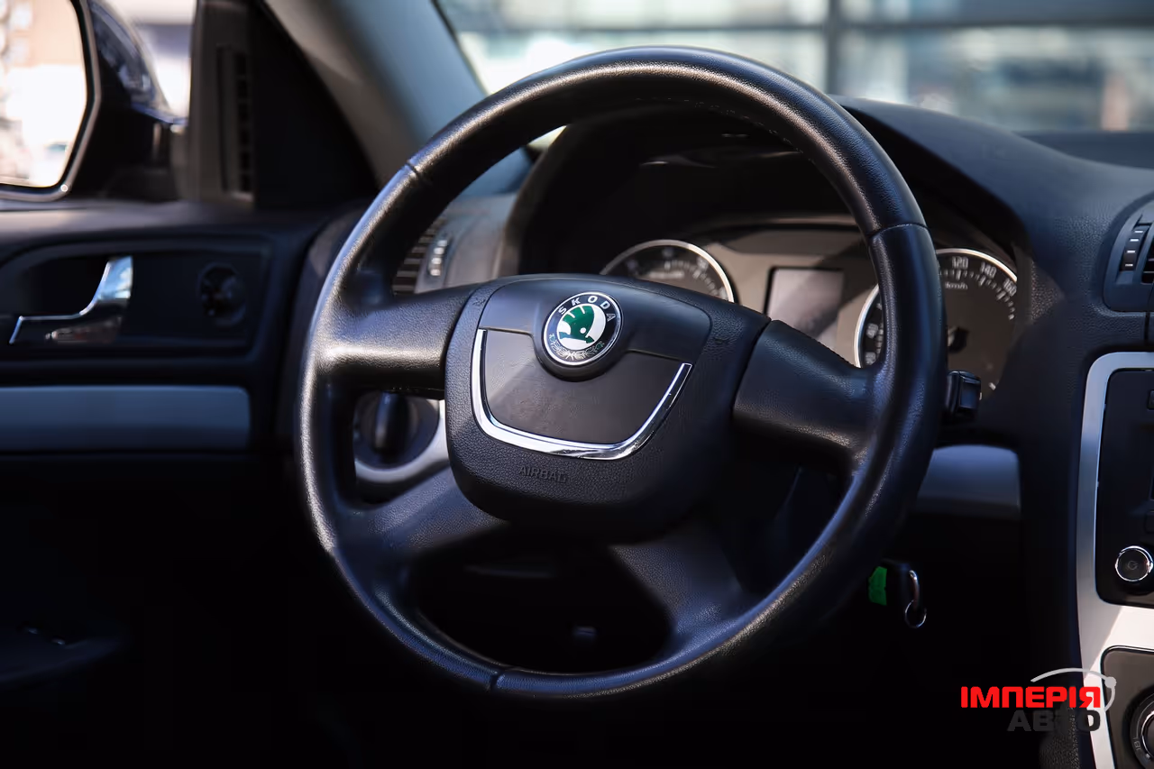 Skoda Octavia - фото 14