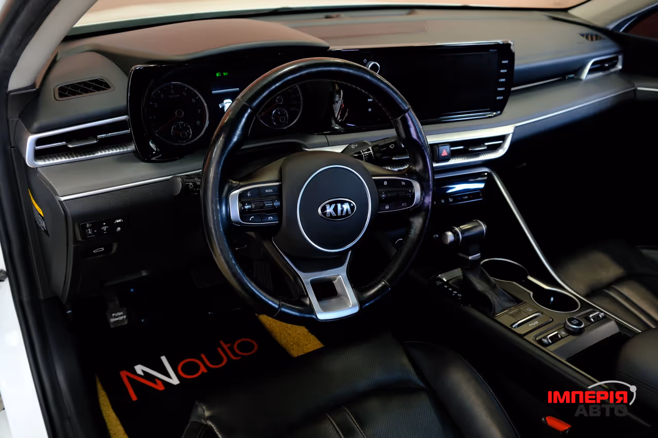 Kia K5 - фото 7