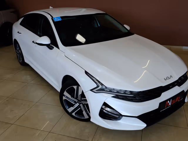 Kia K5 - зображення 4