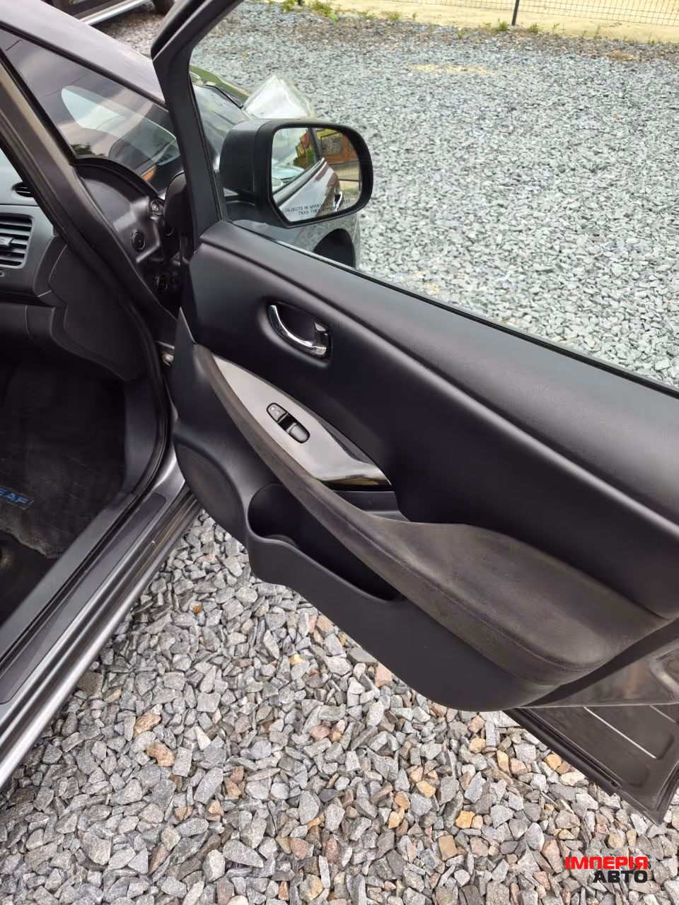 Nissan Leaf - фото 24